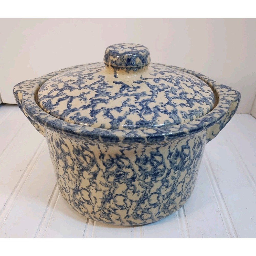 VTG Robinson Ransbottom RRP Blue Spongeware Lidded Bean Casserole Dish Pot Crock